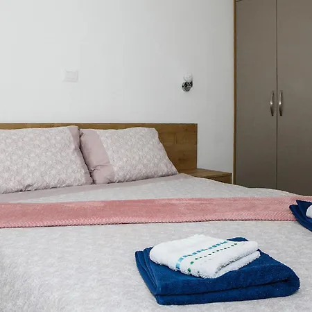 Σπίτι διακοπών 1 Bedroom Lovely In